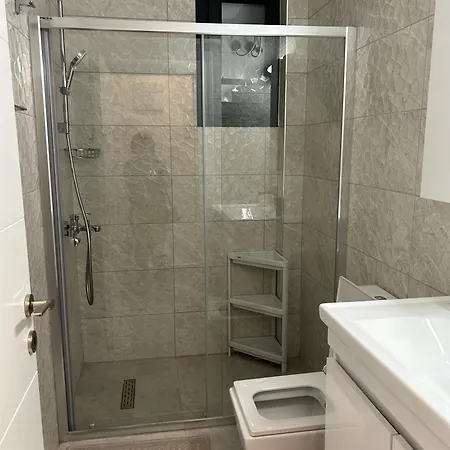 Neron Apartment *